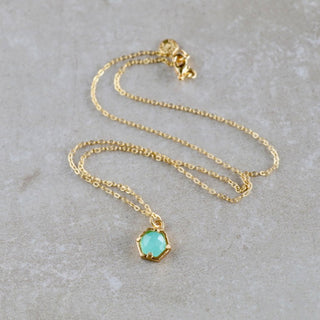 Halskette Gold Grünen Stein Chalcedon schmuck, Kleine Schöne Geschenkidee für Frauen, Nachhaltiger schmuck, Weihnachtsgeschenk für Frauen, Geburtsstein Halskette, Geschenk für Ehefrau