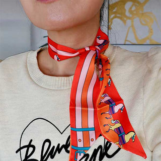 XL Schlüsselanhänger mit Teddybär Kuscheltier. Taschenanhänger mit Fotoapparat, Billardball Nr.8, Geflochtener Seil Anhänger. schmaler Schal, Taschengriff schal. Bandana mit pferdmuster.